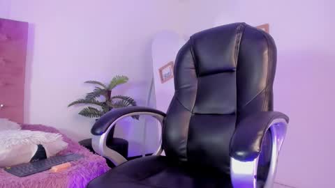 Snapshot of im_ralff chatting on 6, 3, 2026 RALF online show from 6, 3, 2026