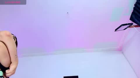 Snapshot of im_riley_ chatting on 27, 10, 2025 im_riley_ online show from 27, 10, 2025