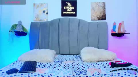 Snapshot of im_riley_ chatting on 8, 11, 2025 im_riley_ online show from 8, 11, 2025