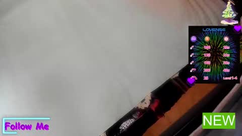 Snapshot of im_ur_hot_ella chatting on 31, 12, 2024 ella may online show from 31, 12, 2024