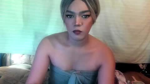 Snapshot of im_ur_hot_ella chatting on 27, 1, 2025 ella may online show from 27, 1, 2025