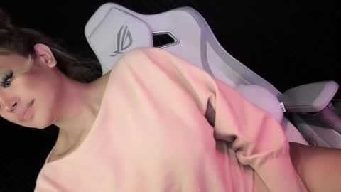 Candy Moore online show from 25, 3, 2026