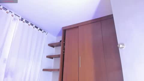 Snapshot of im_zayn chatting on 28, 11, 2025 CAMILO dont forget to leave your thumb up 3 online show from 28, 11, 2025