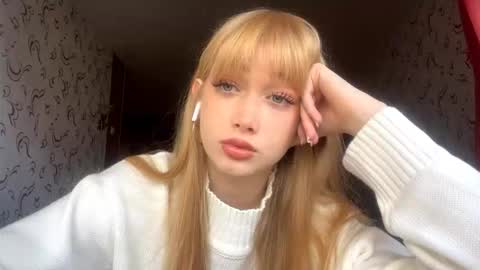 Lina online show from 28, 9, 2025