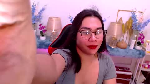 Ashley online show from 13, 2, 2025