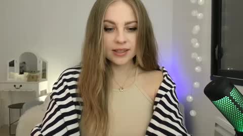 Snapshot of imkeira chatting on 11, 1, 2025 ImKeira online show from 11, 1, 2025