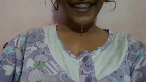 Snapshot of imlovelyrose chatting on 19, 12, 2024 ROSE online show from 19, 12, 2024