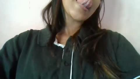 Snapshot of imlovelyrose chatting on 7, 1, 2025 ROSE online show from 7, 1, 2025