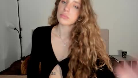 Snapshot of imogensy chatting on 9, 9, 2025 my name Imo Fansly online show from 9, 9, 2025