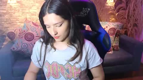 Snapshot of imrockstaer chatting on 13, 11, 2025 Karen online show from 13, 11, 2025