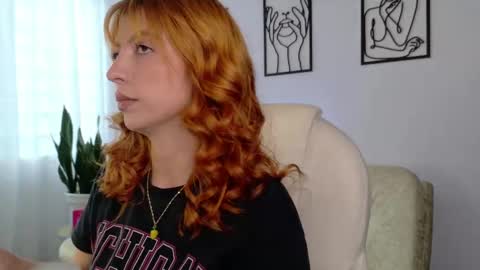 Sienna online show from 15, 9, 2025