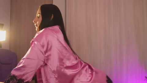 imvickyrachell_ online show from 22, 10, 2025