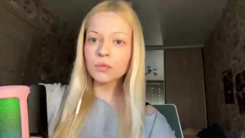 Lola online show from 25, 2, 2026