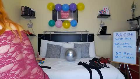 Snapshot of inannalove chatting on 8, 11, 2025 inannalove online show from 8, 11, 2025