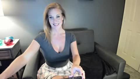 IndianaCooper - Showtimes - Mon-Fri 12pm and 930PM CST SatSun 930pm CST online show from 17, 1, 2025