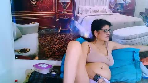 Femiez online show from 1, 2, 2025