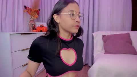 Snapshot of indiancutie_ chatting on 20, 10, 2025 MIA online show from 20, 10, 2025