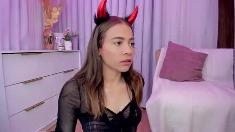 Snapshot of indiancutie_ chatting on 28, 11, 2025 MIA online show from 28, 11, 2025