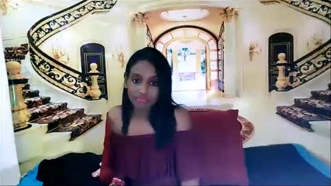 Leah online show from 9, 12, 2024