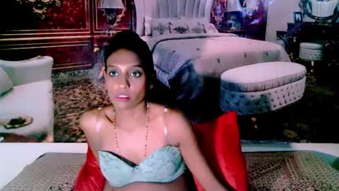 Leah online show from 30, 12, 2024