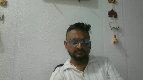 Indian lover online show from 3, 11, 2025