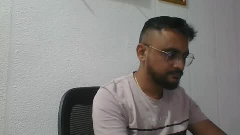 Indian lover online show from 7, 11, 2025