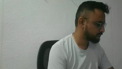 Indian lover online show from 14, 11, 2025