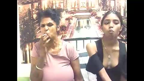 indiansexyslender4u2luv online show from 15, 1, 2025