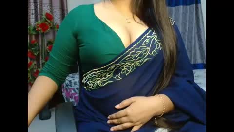 Snapshot of indiantina chatting on 2, 11, 2025 tina online show from 2, 11, 2025