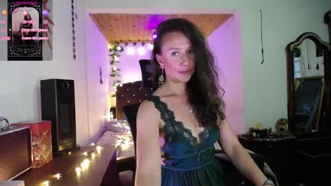 Snapshot of indigo_sativa chatting on 30, 9, 2025 Indigo Wild online show from 30, 9, 2025