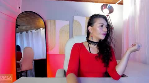 Snapshot of indigo_sativa chatting on 19, 10, 2025 Indigo Wild online show from 19, 10, 2025