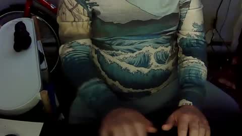 Snapshot of indigolvr chatting on 18, 2, 2025 BroLOU online show from 18, 2, 2025