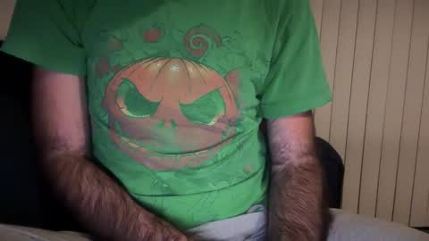 Snapshot of indiscriminator chatting on 25, 11, 2025 just1dude online show from 25, 11, 2025