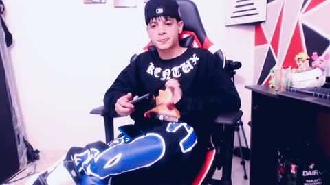 Snapshot of indomitablebeast chatting on 7, 2, 2025 matias online show from 7, 2, 2025