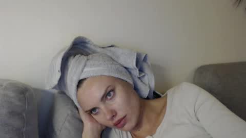 Snapshot of infinitiq45 chatting on 4, 12, 2024 Sweet girl online show from 4, 12, 2024