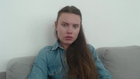 Snapshot of infinitiq45 chatting on 21, 10, 2025 Sweet girl online show from 21, 10, 2025