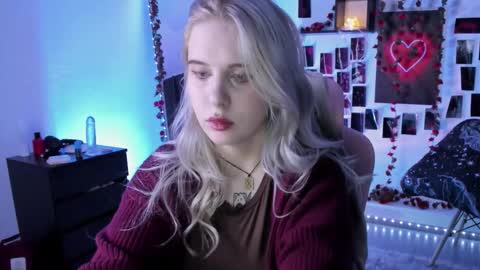 Snapshot of ingannamorte18 chatting on 19, 10, 2025 Roki online show from 19, 10, 2025
