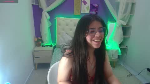 Ingrid petite online show from 12, 12, 2024