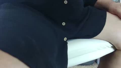 Hanging Out online show from 11, 10, 2025