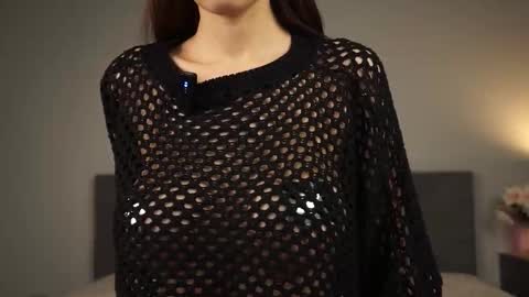 Luna and Dior online show from 23, 10, 2025