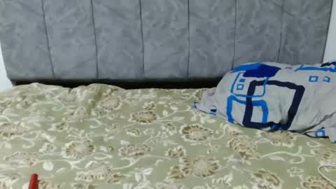 lyan onlyfans n linda online show from 11, 10, 2025