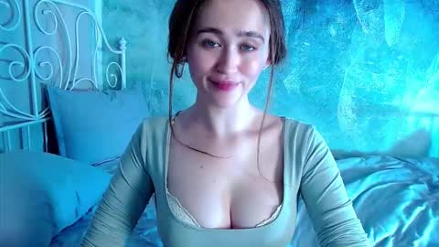 Lina online show from 25, 11, 2025