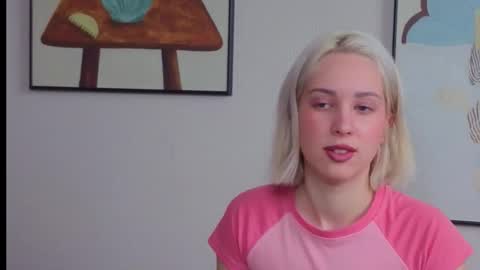 Snapshot of innocent_girll chatting on 10, 3, 2026 Kate online show from 10, 3, 2026