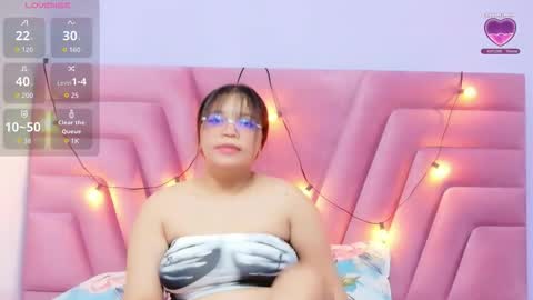 Snapshot of innocenthazel chatting on 10, 2, 2026 innocenthazel online show from 10, 2, 2026