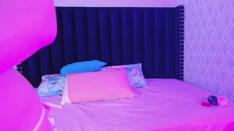 Snapshot of innocenthazel chatting on 18, 3, 2026 innocenthazel online show from 18, 3, 2026