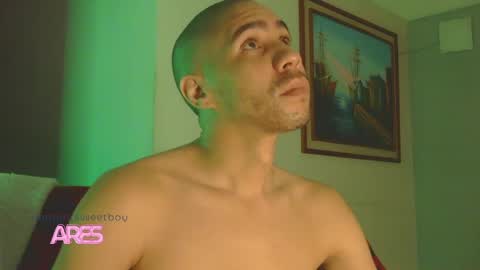 Snapshot of innocentsweetboy chatting on 26, 2, 2025 Aaron online show from 26, 2, 2025