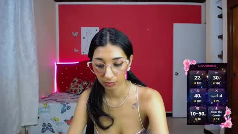 Snapshot of inocent_luna chatting on 11, 1, 2025 Luna moon online show from 11, 1, 2025