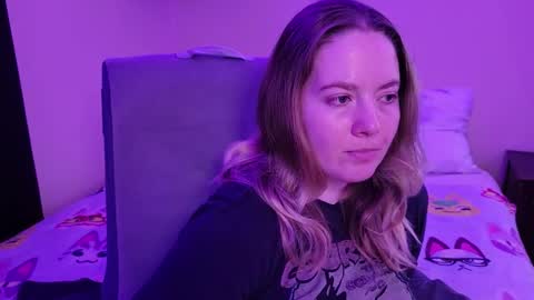 Snapshot of internetfairy_xo chatting on 14, 3, 2026 Faye online show from 14, 3, 2026