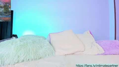 Snapshot of intimate__partner chatting on 20, 1, 2025 Lucia online show from 20, 1, 2025