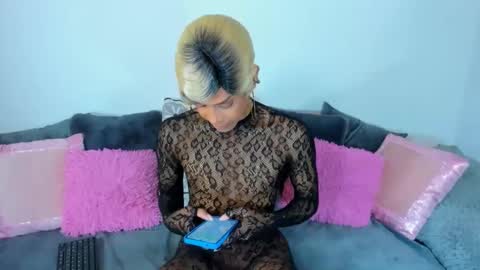 Snapshot of irenephill chatting on 14, 10, 2025 Irene Aguirre online show from 14, 10, 2025